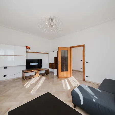Hulu Villa Cameroni