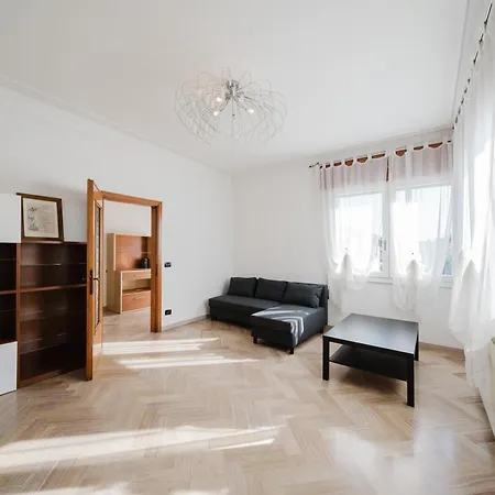 Hulu Apartment