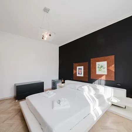 Hulu Apartment *